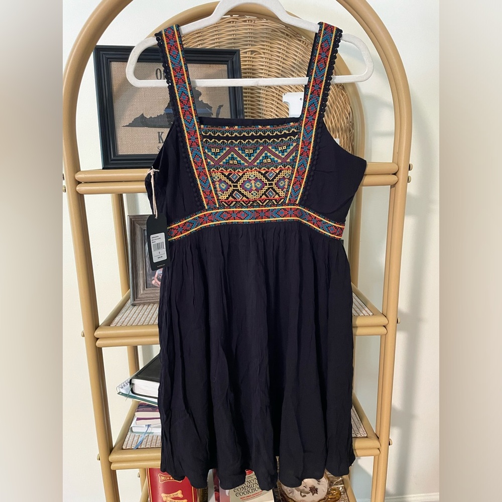 Black Sleeveless Shyanne Dress Small NWT